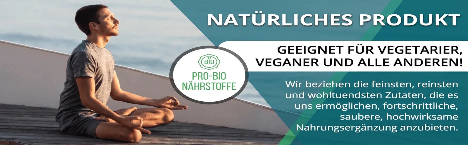 Meditierender Mann am Wasser mit Informationen zu einem natürlichen Nahrungsergänzungsmittel.